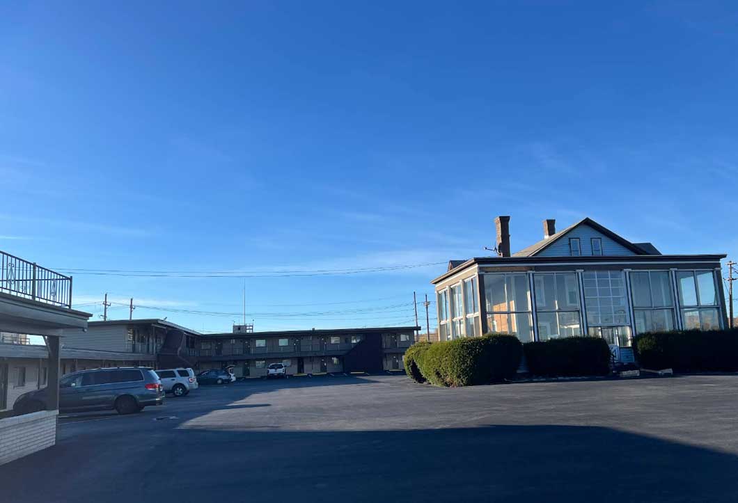 One Queen Bed, Non-Smoking DuBois, PA